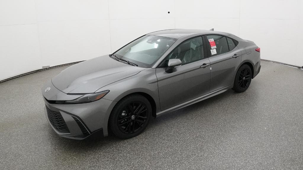 2026 Toyota Camry SE's photo