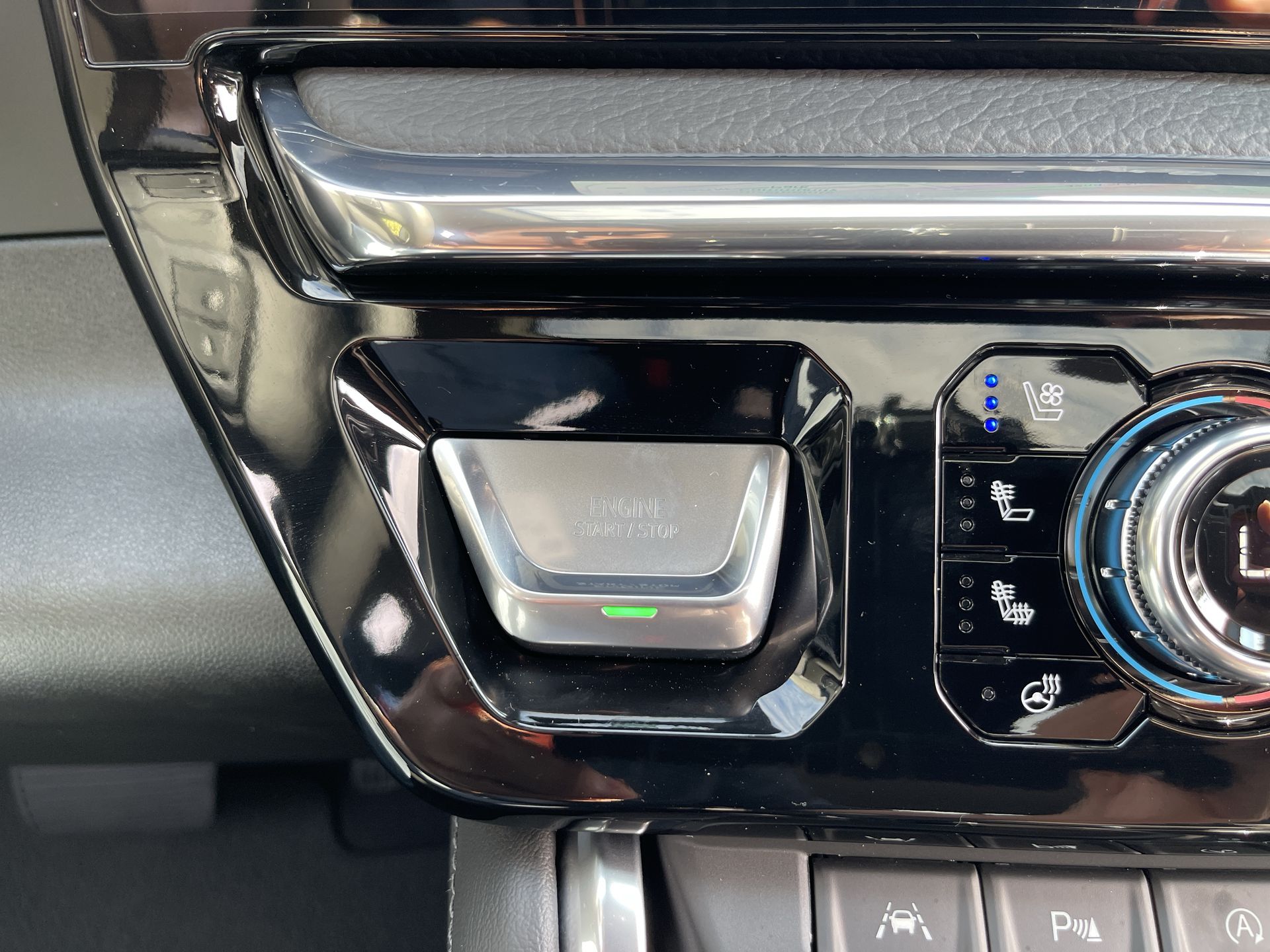 2026 Gmc Sierra 1500 Denali photo 16