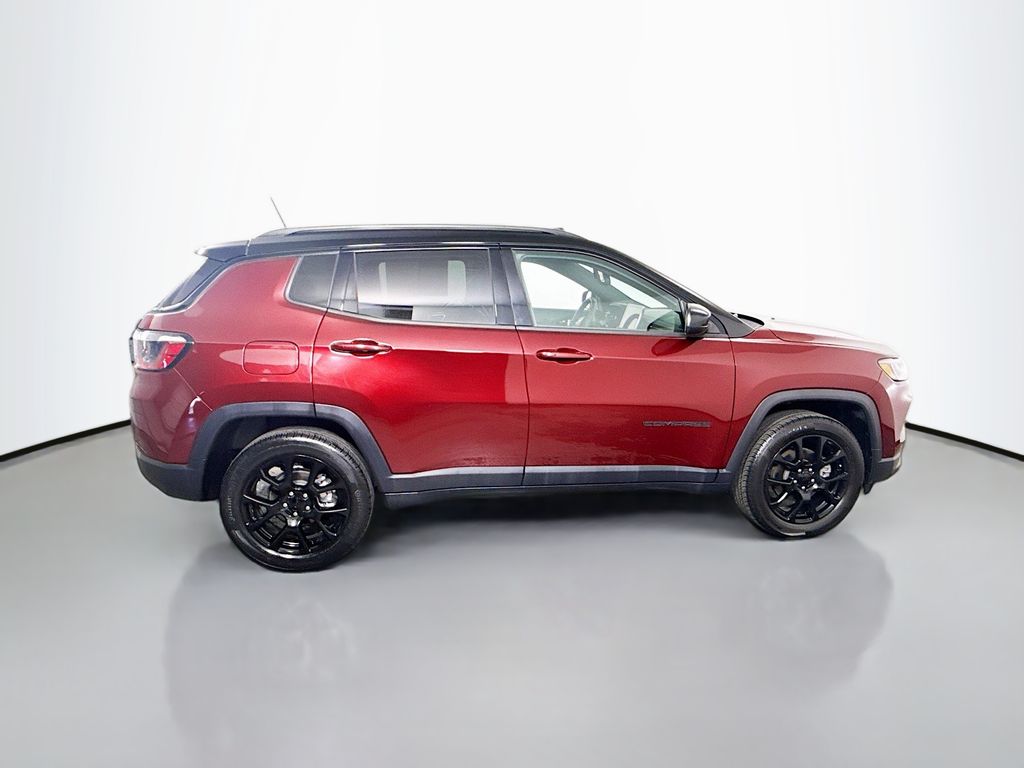 2022 Jeep Compass Altitude photo 6