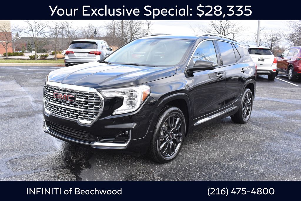 2022 GMC Terrain Denali's photo