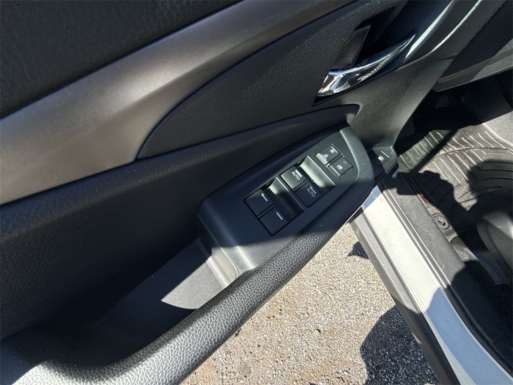 2020 Honda Ridgeline RTL photo 14