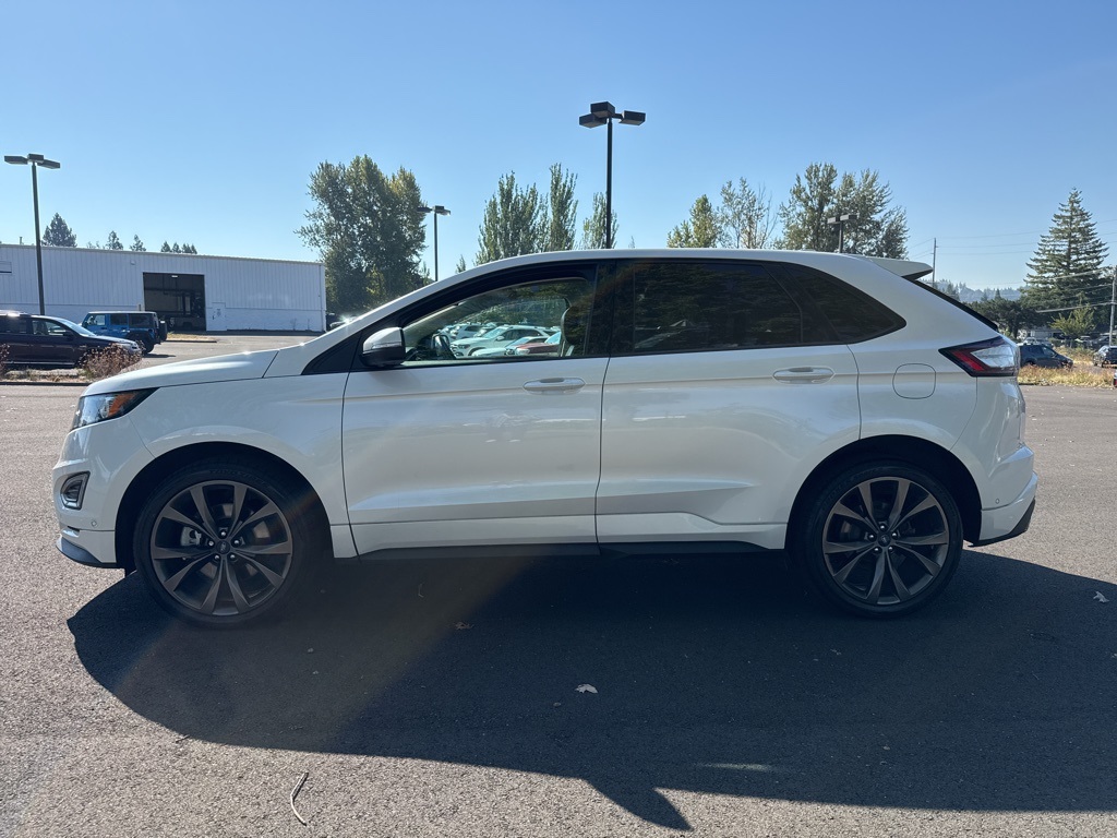 2018 Ford Edge Sport photo 3