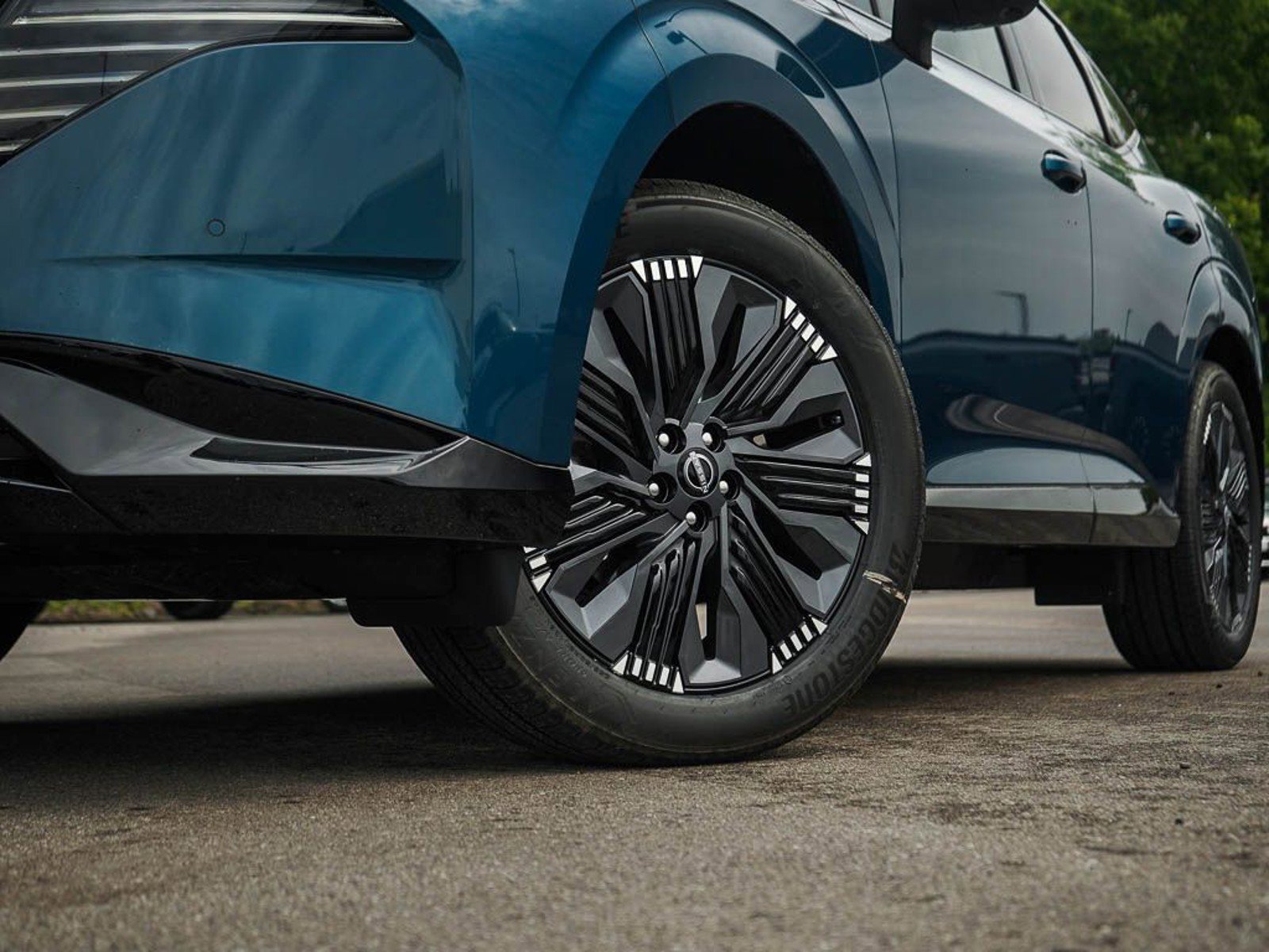 2025 Nissan Murano Platinum photo 3