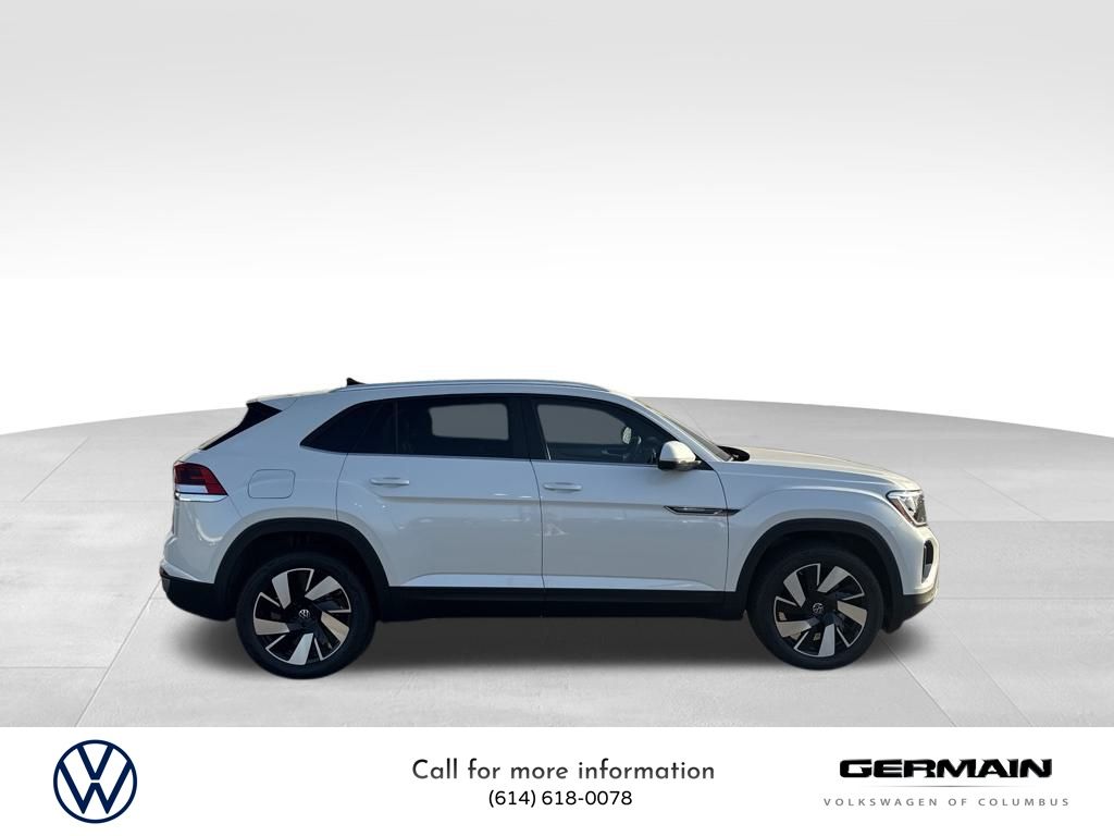 2026 Volkswagen Atlas Cross Sport SE Technology photo 4