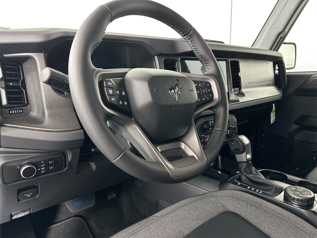2025 Ford Bronco Big Bend photo 9
