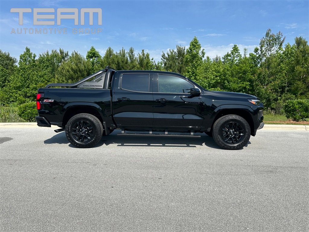 2025 Chevrolet Colorado Z71 photo 17
