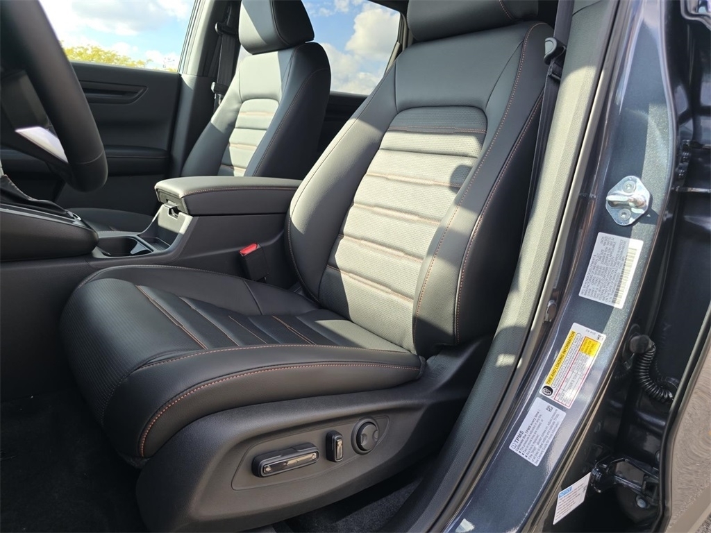 2026 Honda CR-V Hybrid Sport-L photo 13