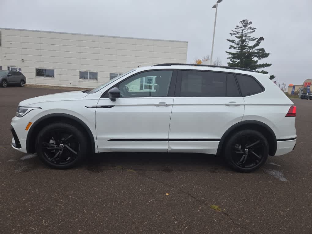 Certified 2024 Volkswagen Tiguan SE R-LINE BLACK with VIN 3VV8B7AX1RM067462 for sale in Hermantown, Minnesota