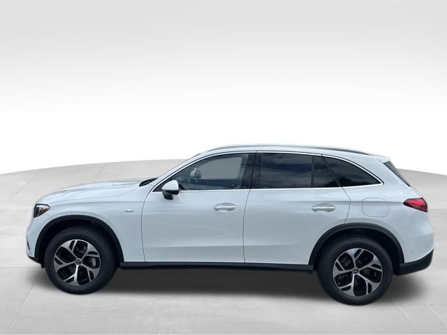 2025 Mercedes Benz GLC 350e 4MATIC photo 2