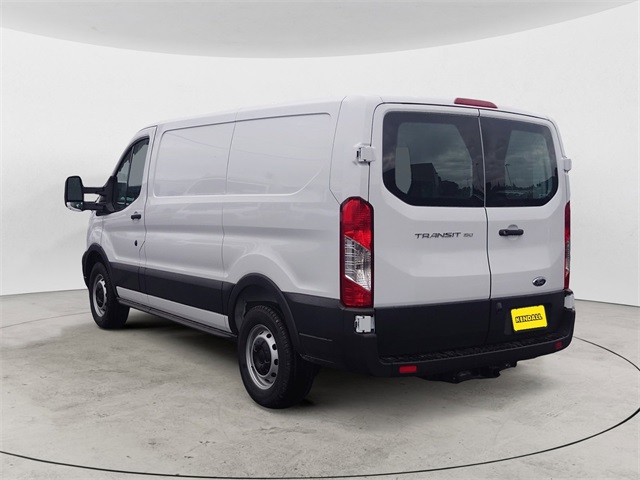 2025 Ford Transit photo 3