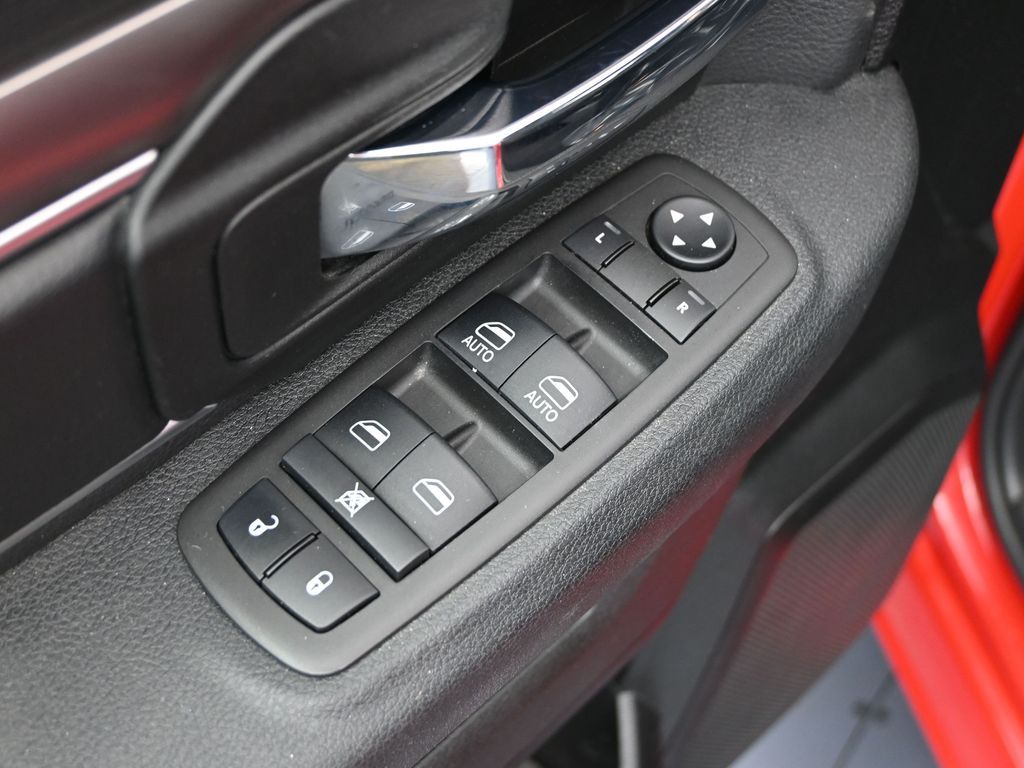 2024 Ram 1500 Classic Warlock photo 12