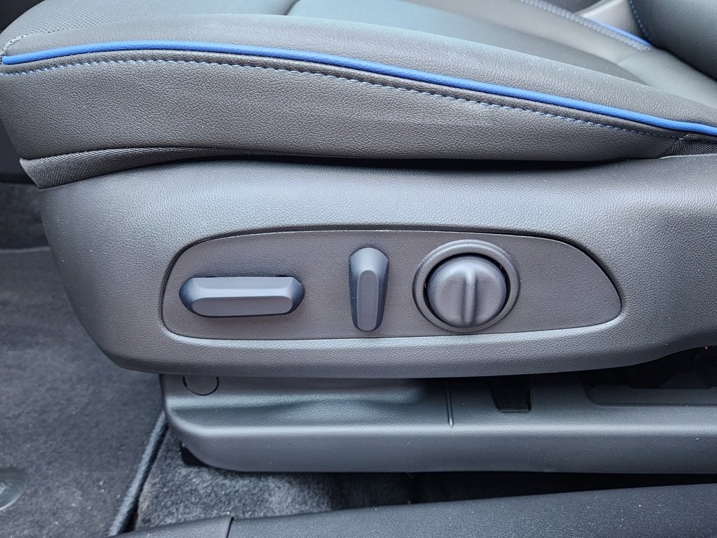 2026 Buick Encore GX Sport Touring photo 17