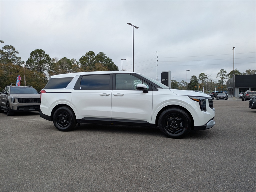 2026 Kia Carnival LXS's photo