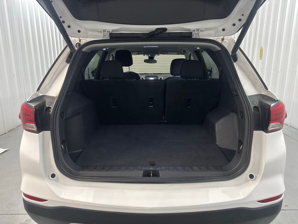 2022 Chevrolet Equinox LT photo 19