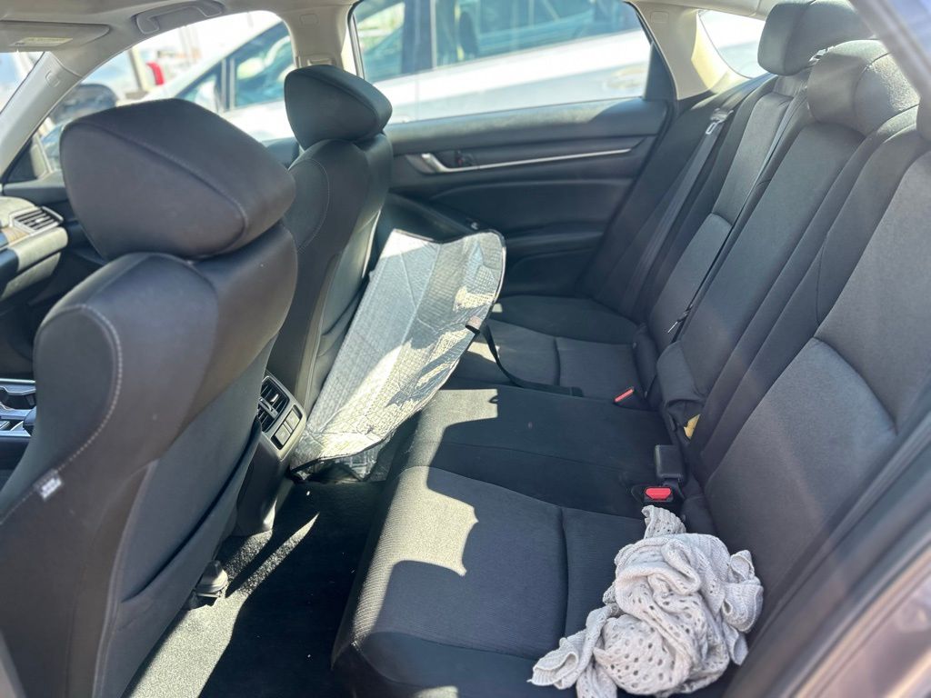 2021 Honda Accord Hybrid EX photo 17