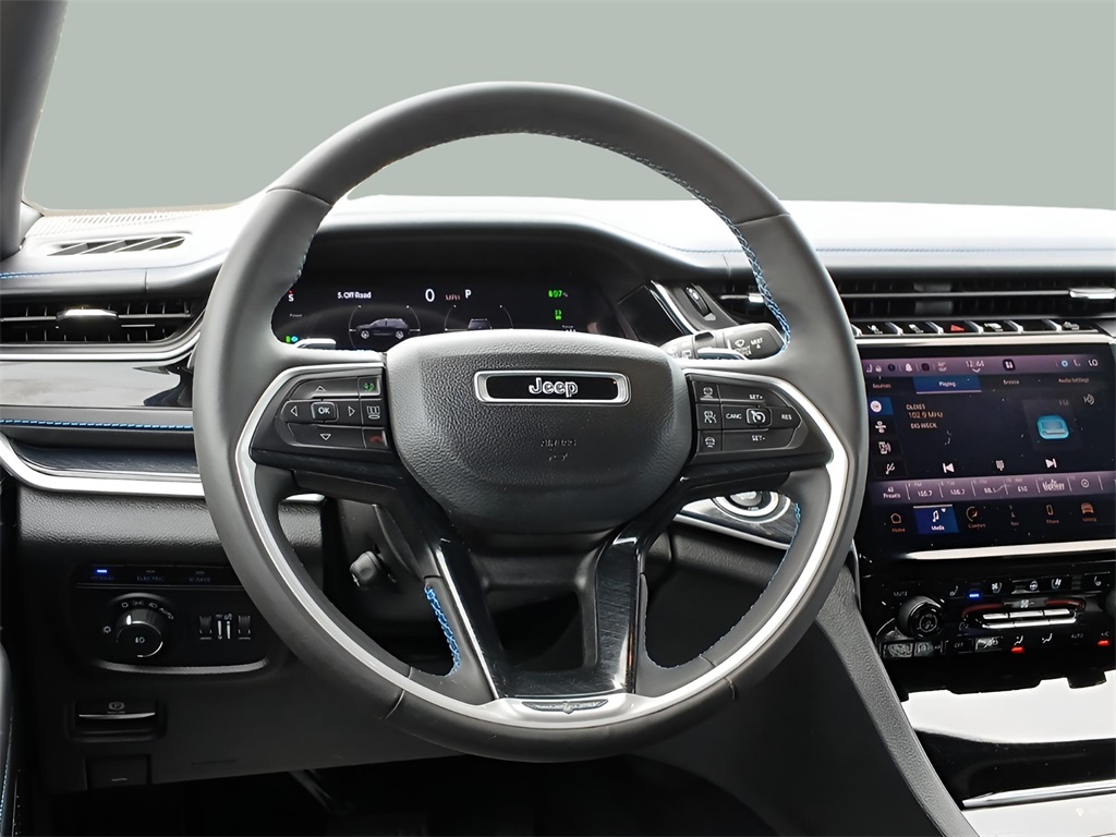2022 Jeep Grand Cherokee Trailhawk 4xe photo 9