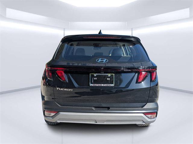 2025 Hyundai Tucson SE photo 4