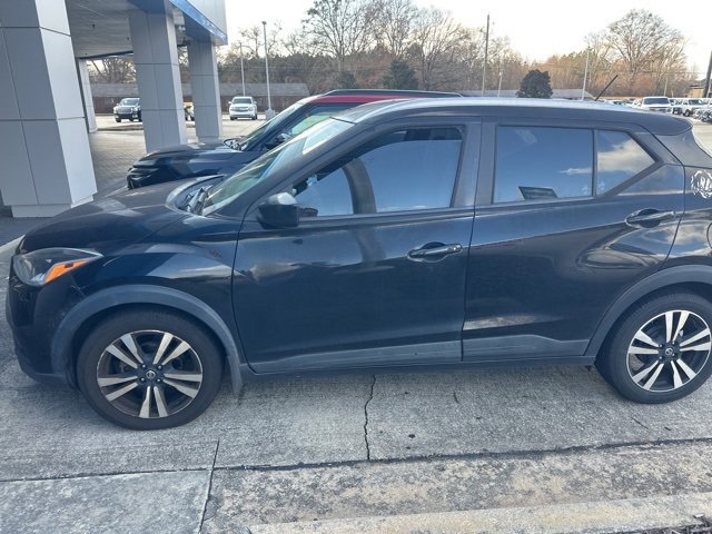 2020 Nissan Kicks SV's photo