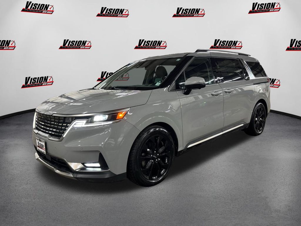 2024 Kia Carnival SX Prestige's photo