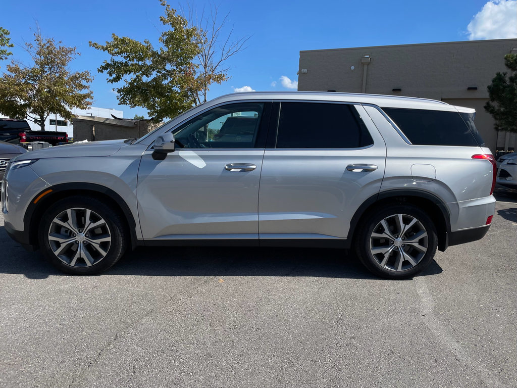 2022 Hyundai Palisade SEL photo 2