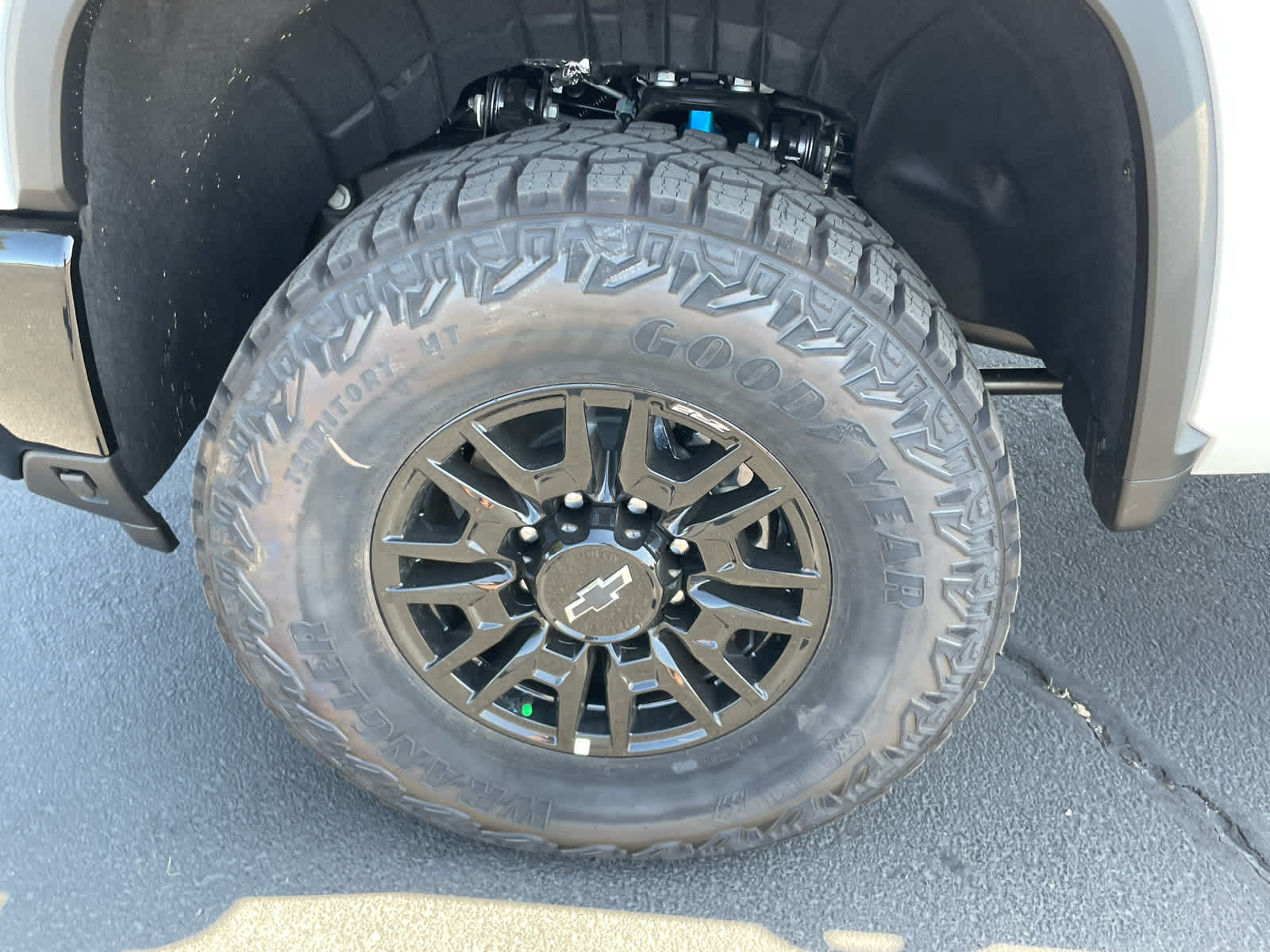 2025 Chevrolet Silverado 2500HD ZR2 photo 14