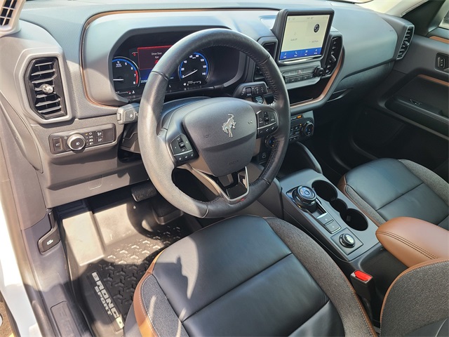 2023 Ford Bronco Sport Outer Banks photo 10