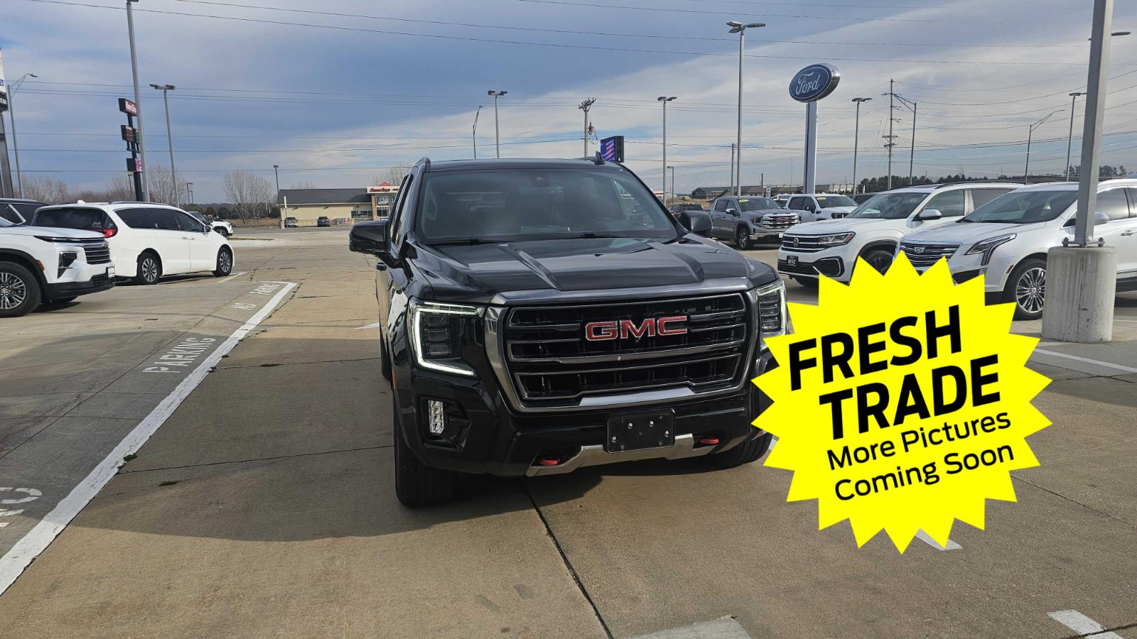 2021 Gmc Yukon AT4 photo 2