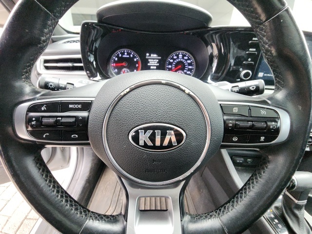 2021 Kia K5 GT-Line photo 10