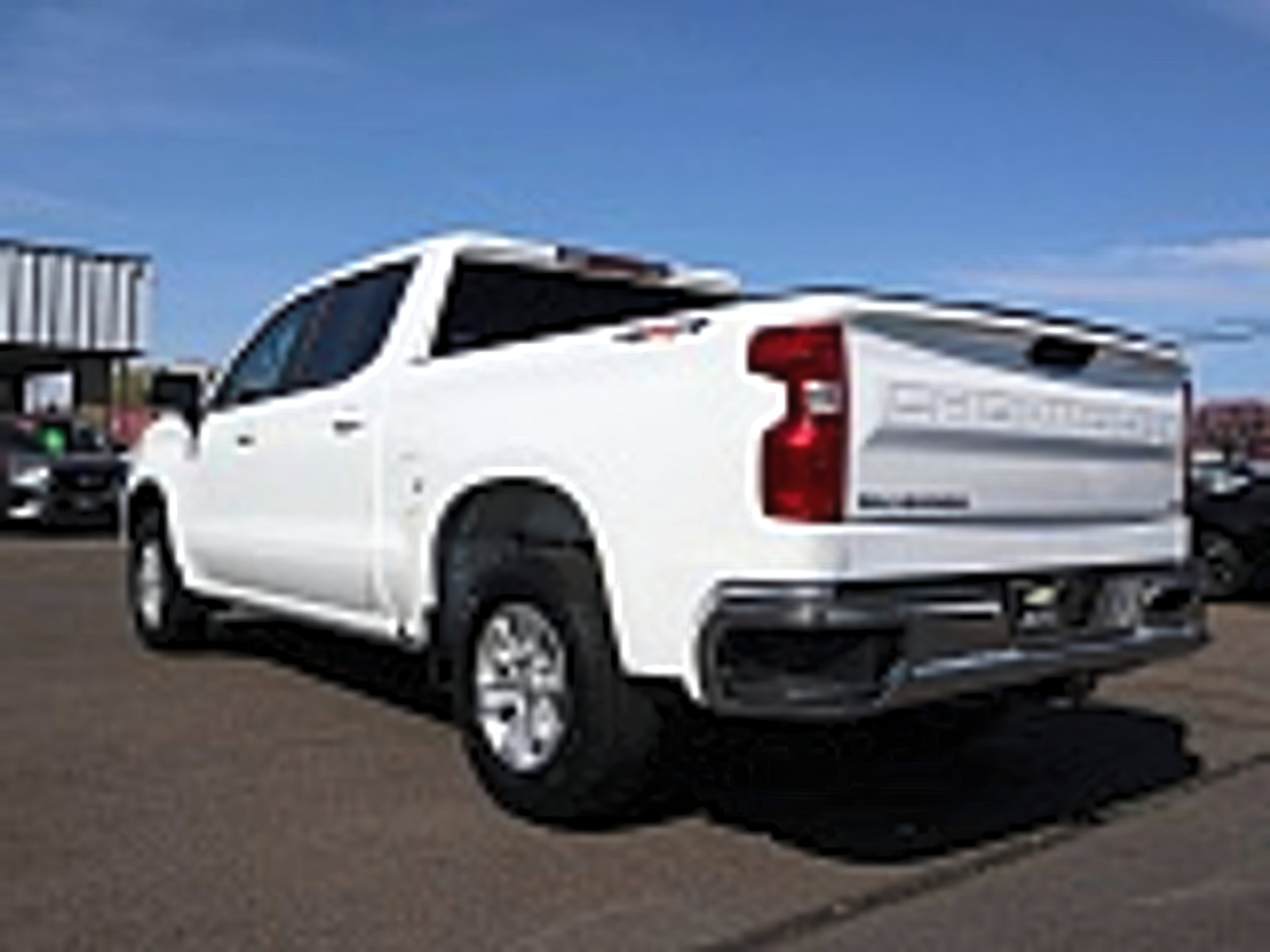 2024 Chevrolet Silverado 1500 LT photo 3
