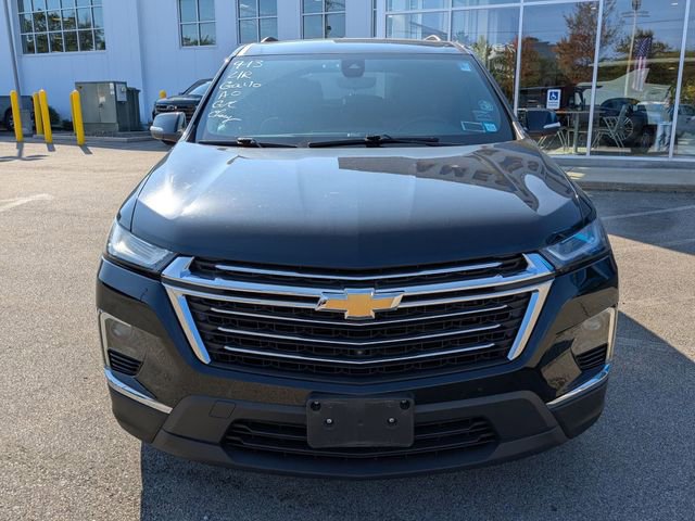 2023 Chevrolet Traverse photo 2