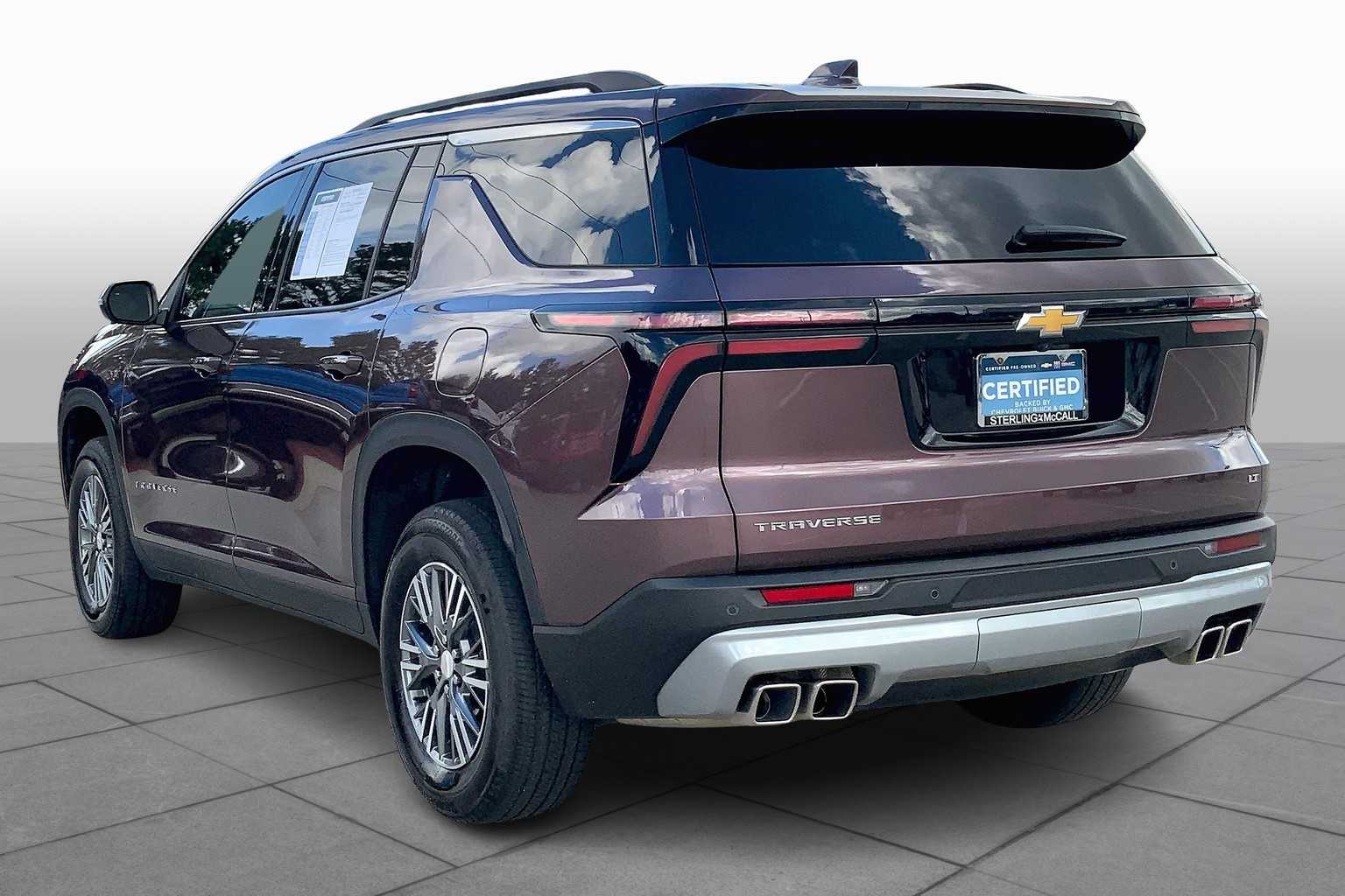2024 Chevrolet Traverse photo 11
