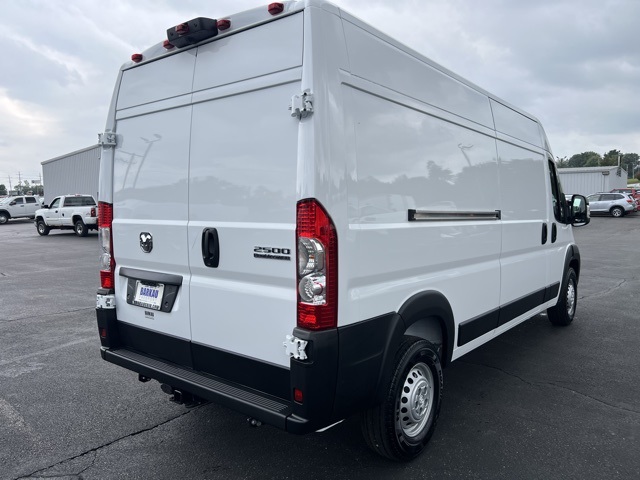 2026 Ram ProMaster 2500 photo 2