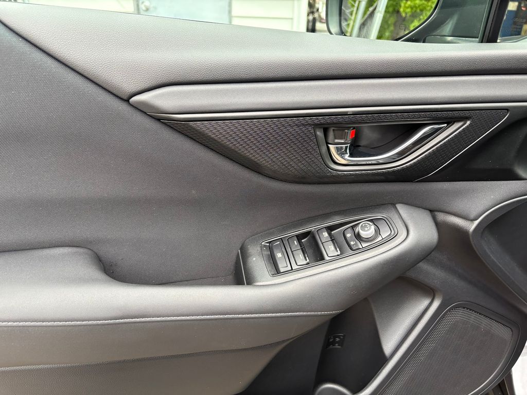 2022 Subaru Outback Premium photo 12