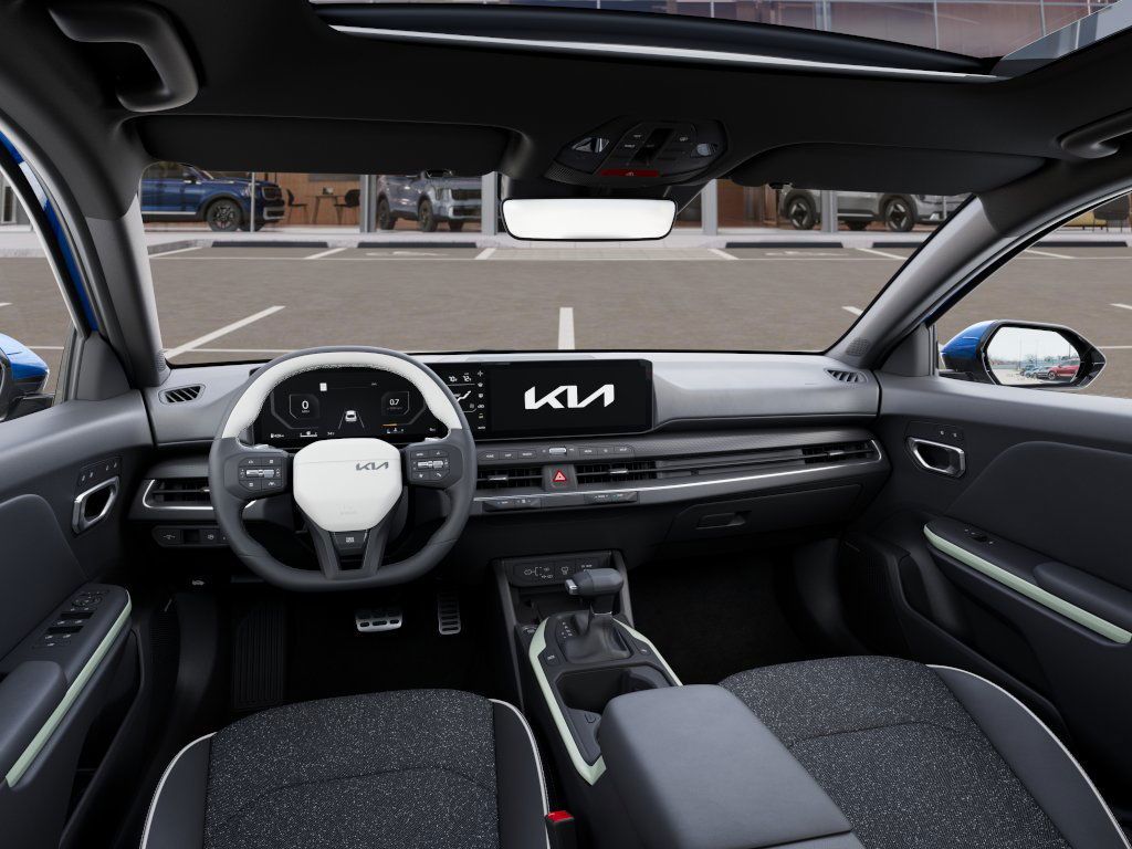 2025 Kia K4 GT-Line photo 13
