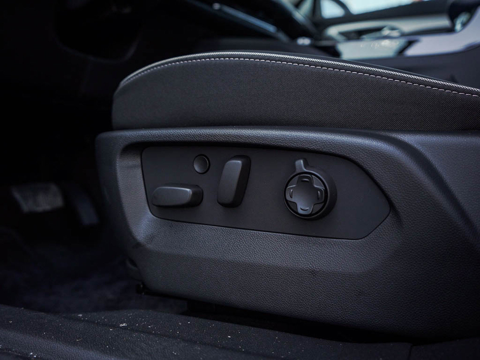 2025 Buick Envision Avenir photo 18