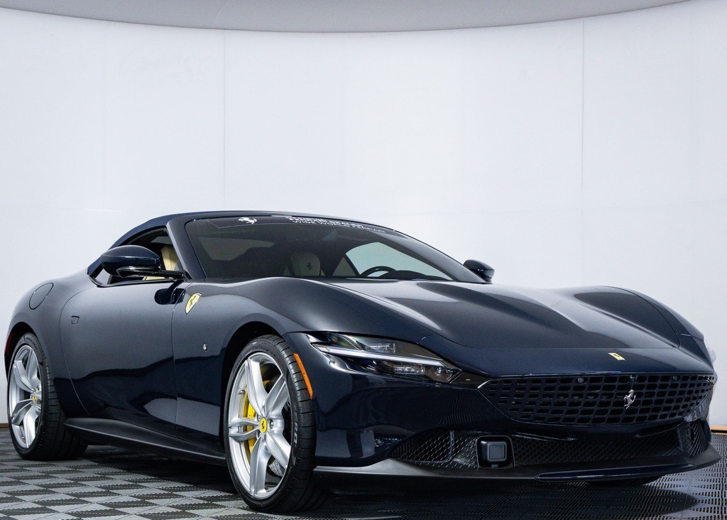 2024 Ferrari Roma Base photo 5
