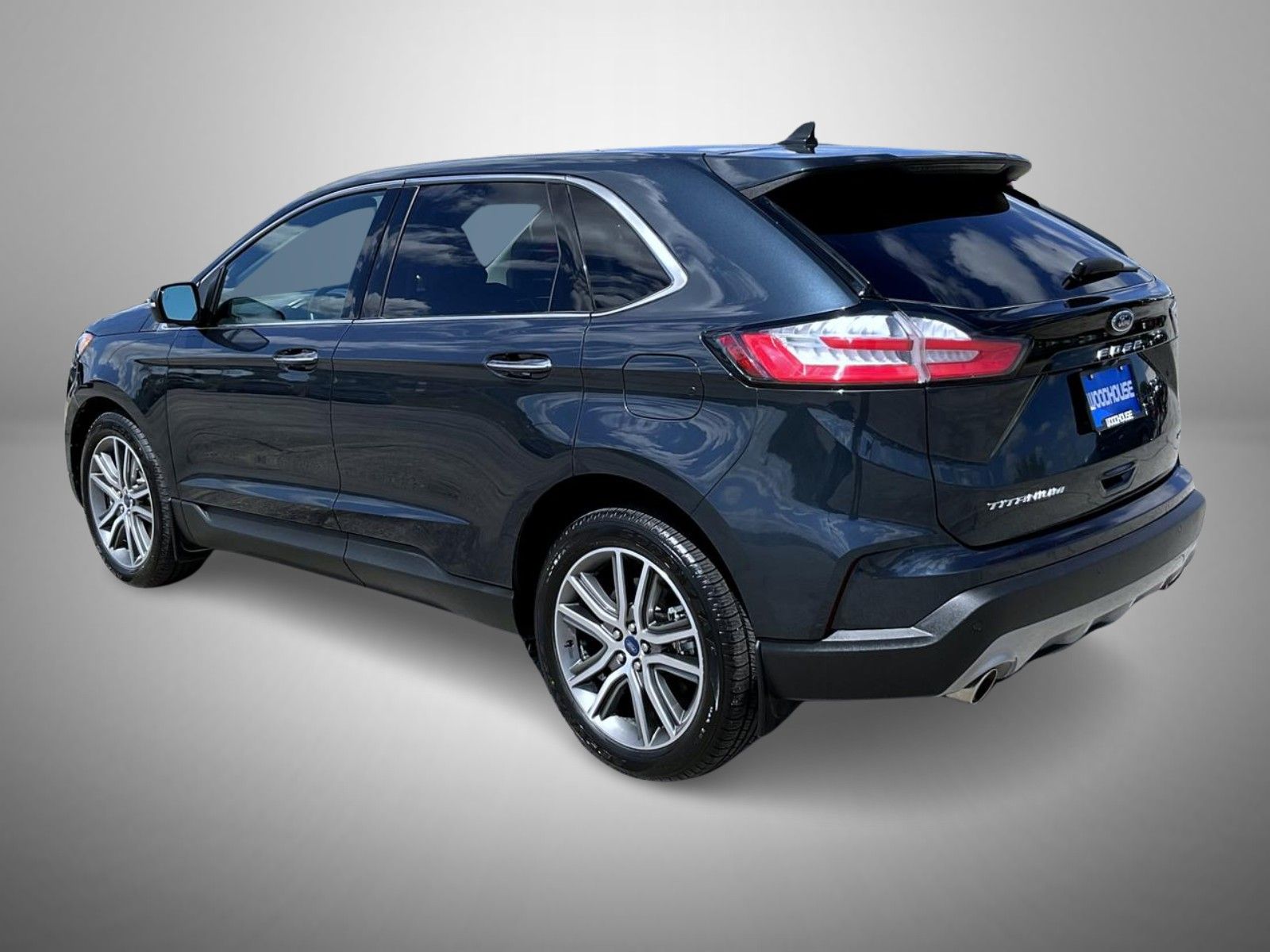 2022 Ford Edge Titanium photo 7