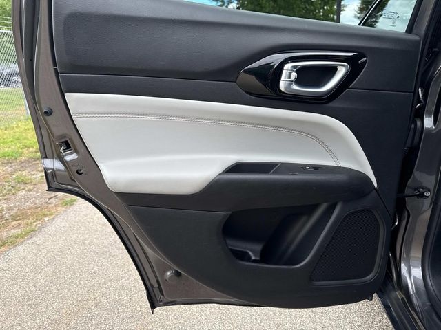 2022 Jeep Compass Limited photo 7