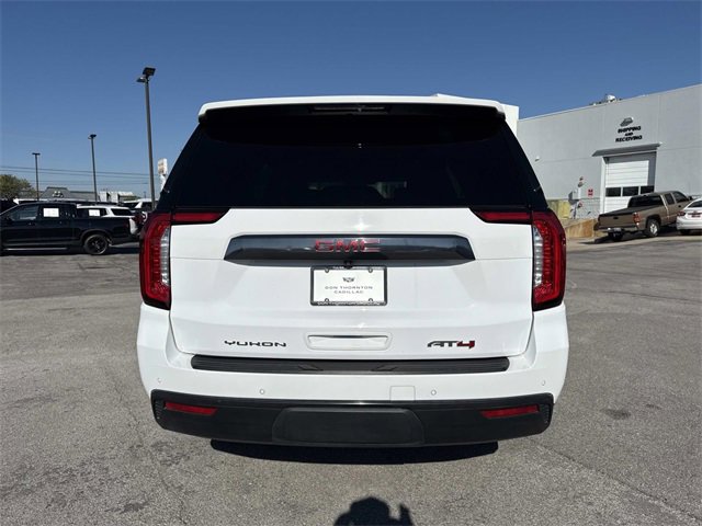 2021 Gmc Yukon AT4 photo 3
