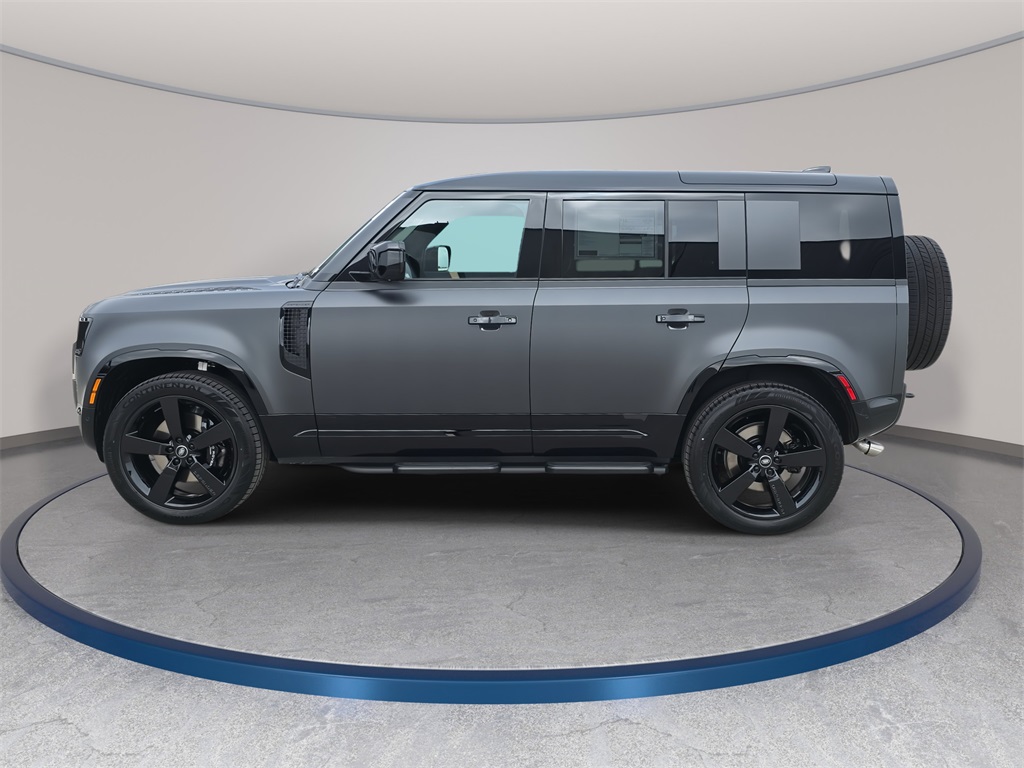 2025 Land Rover Defender 110 V8 photo 8