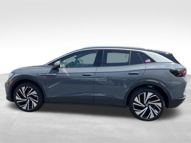2025 Volkswagen ID.4 Pro Plus photo 3