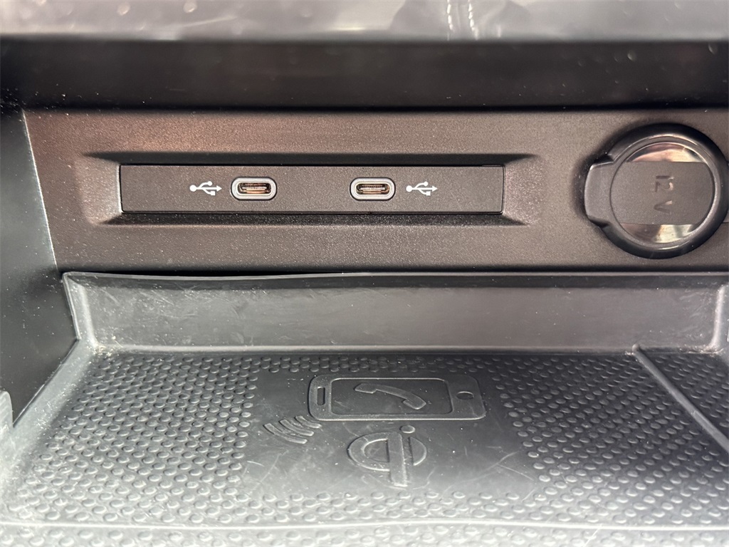 2022 Volkswagen Tiguan SE photo 20