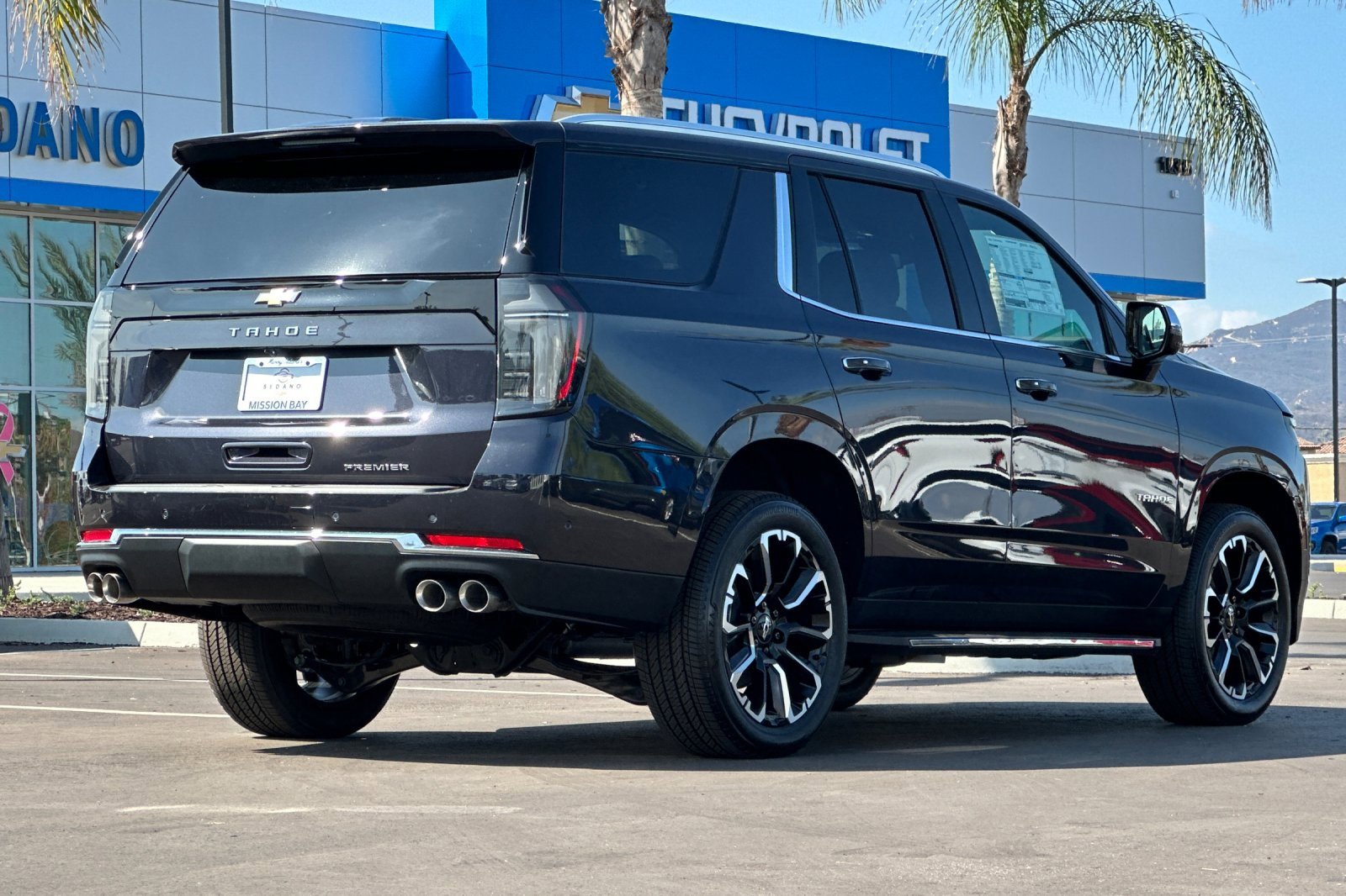 2026 Chevrolet Tahoe Premier photo 4