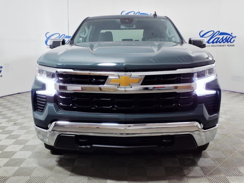 2025 Chevrolet Silverado 1500 LT photo 20
