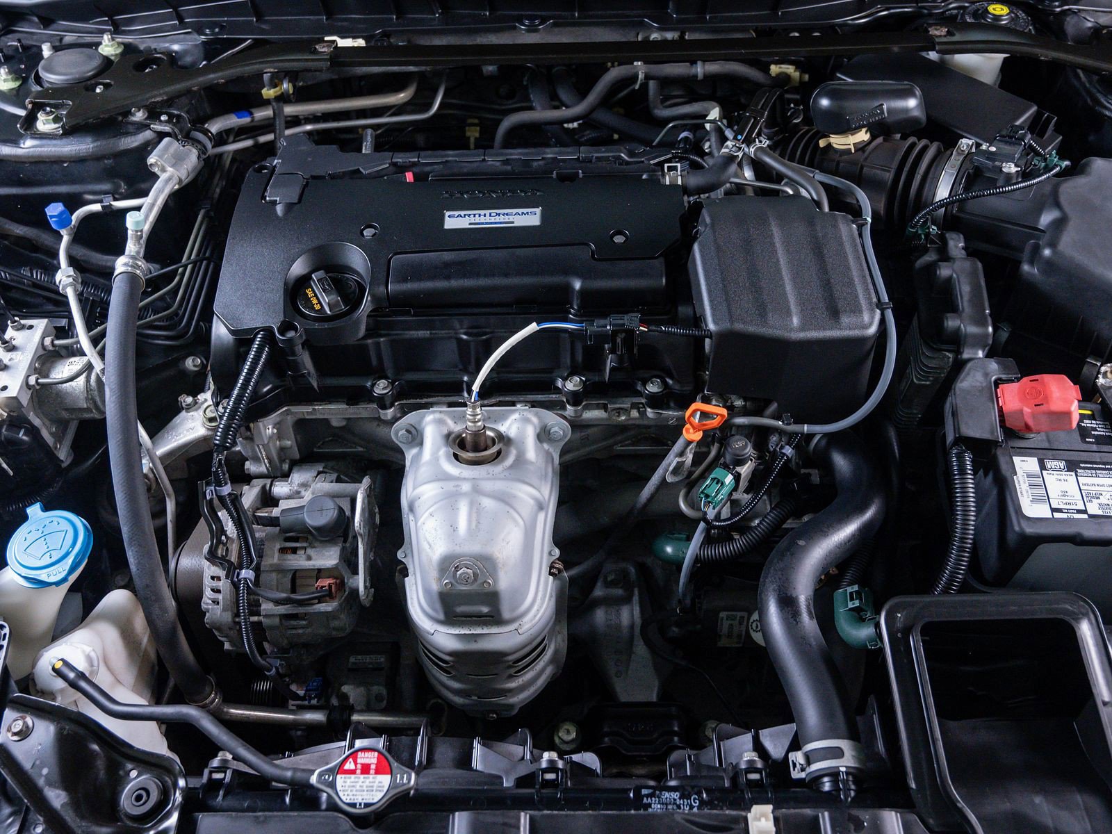 2017 Honda Accord EX-L photo 6