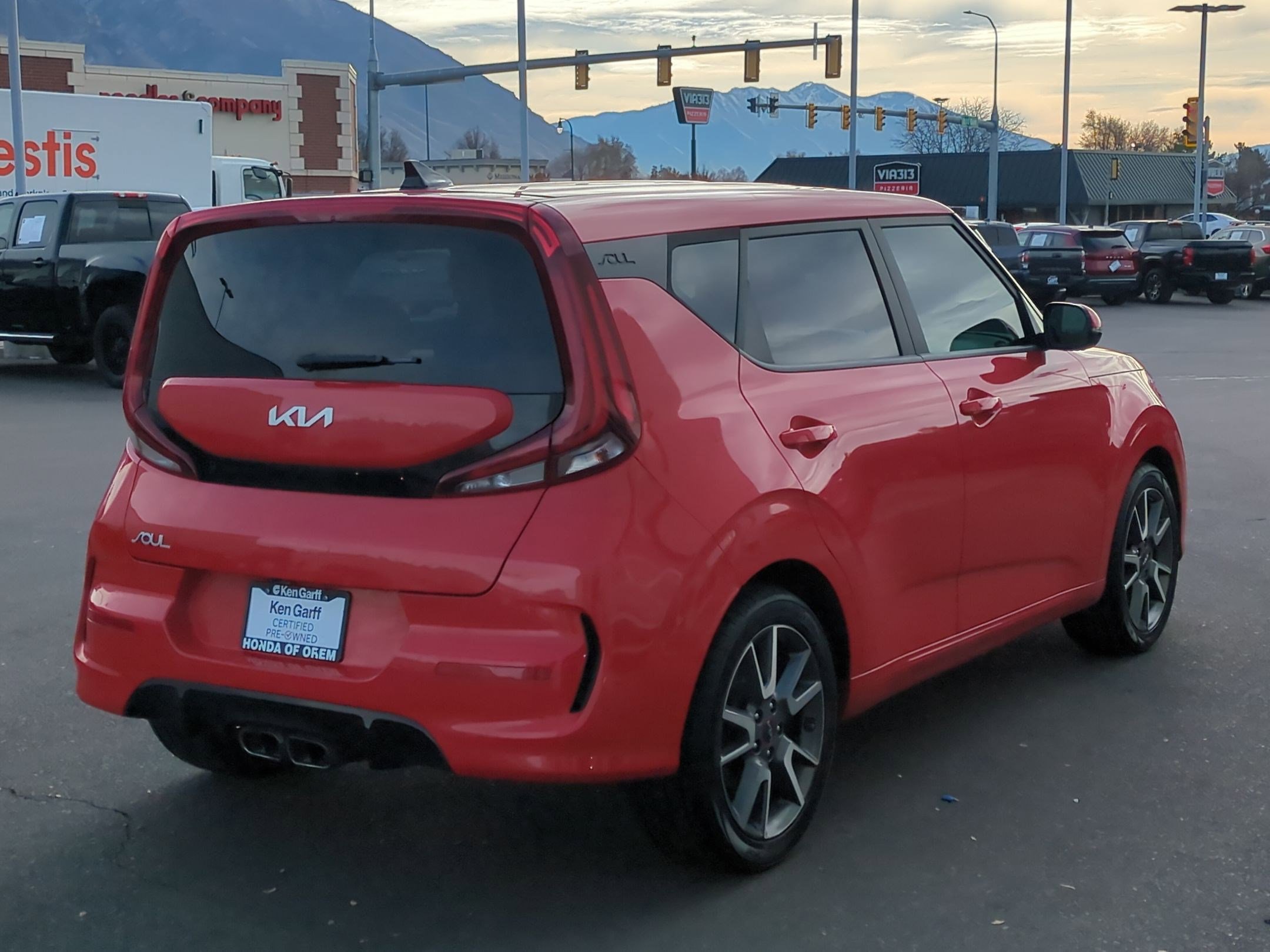 2022 Kia Soul GT-Line Turbo photo 3