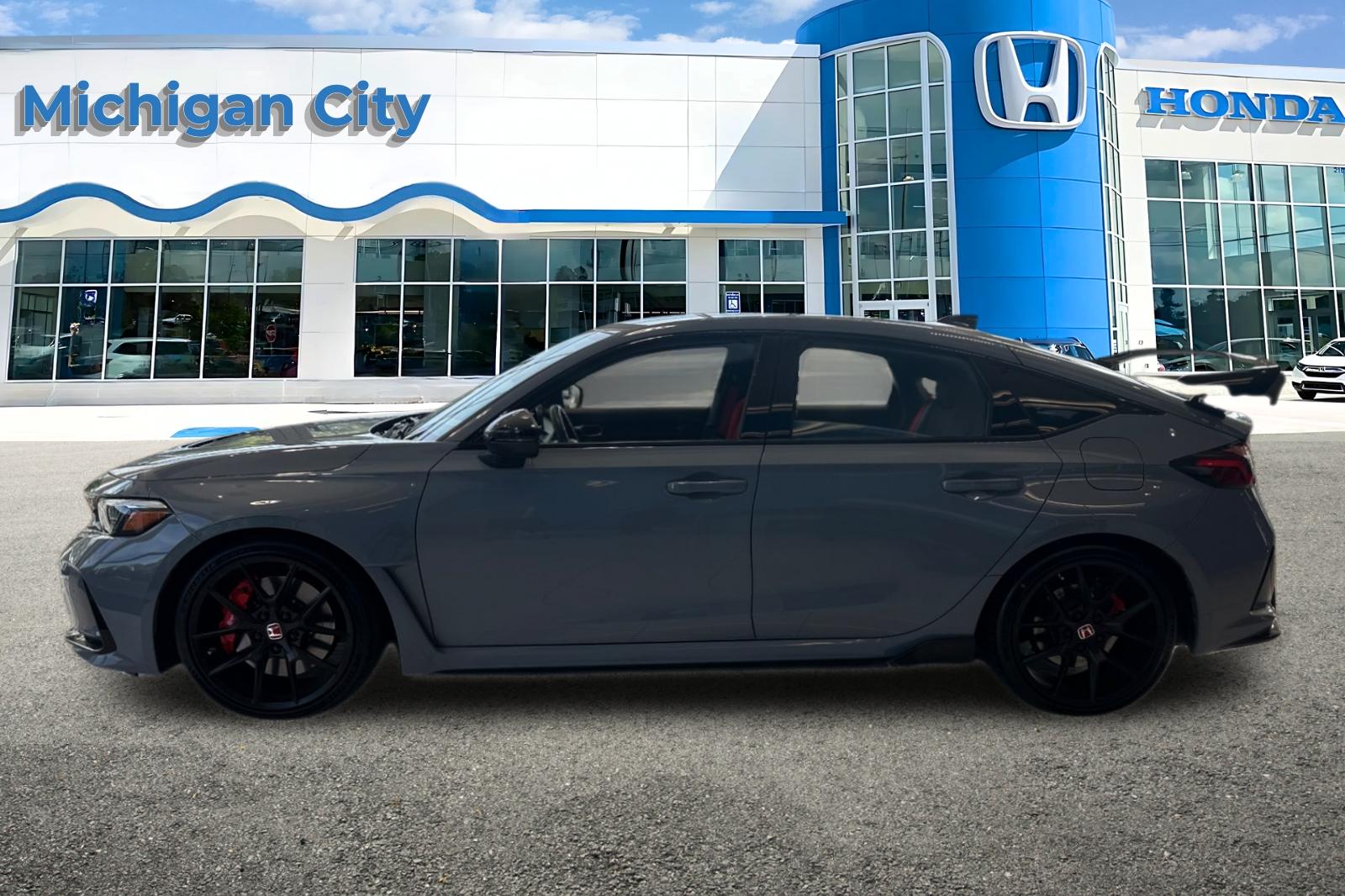 2024 Honda Civic Type R photo 2