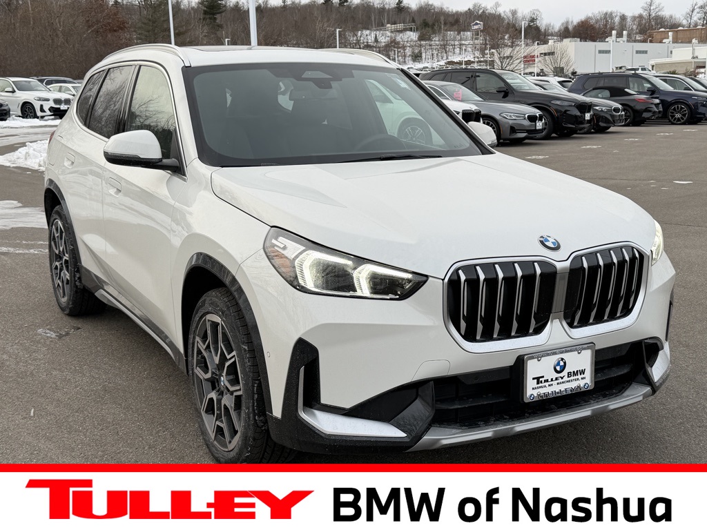 2026 BMW X1 28i's photo