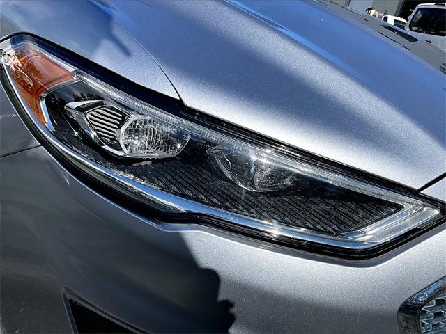 2020 Ford Fusion Titanium photo 28