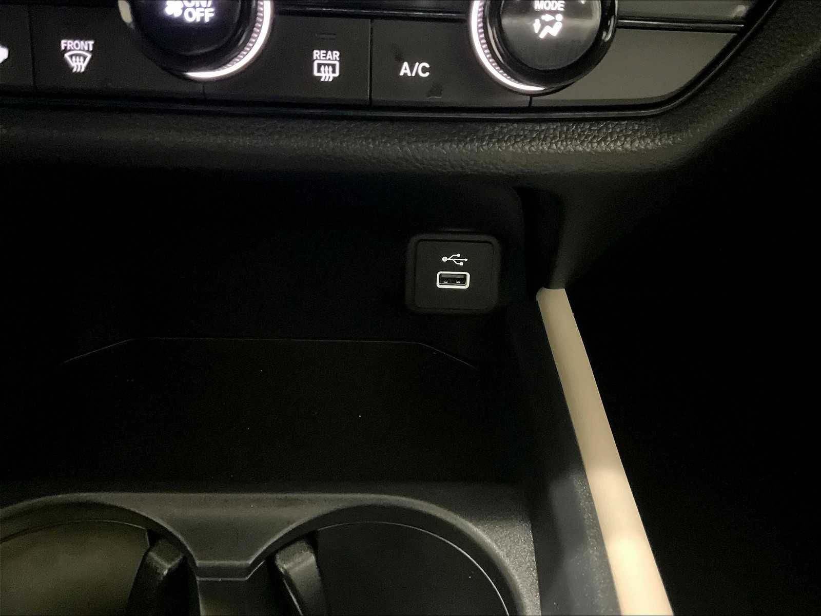2023 Honda HR-V LX photo 26